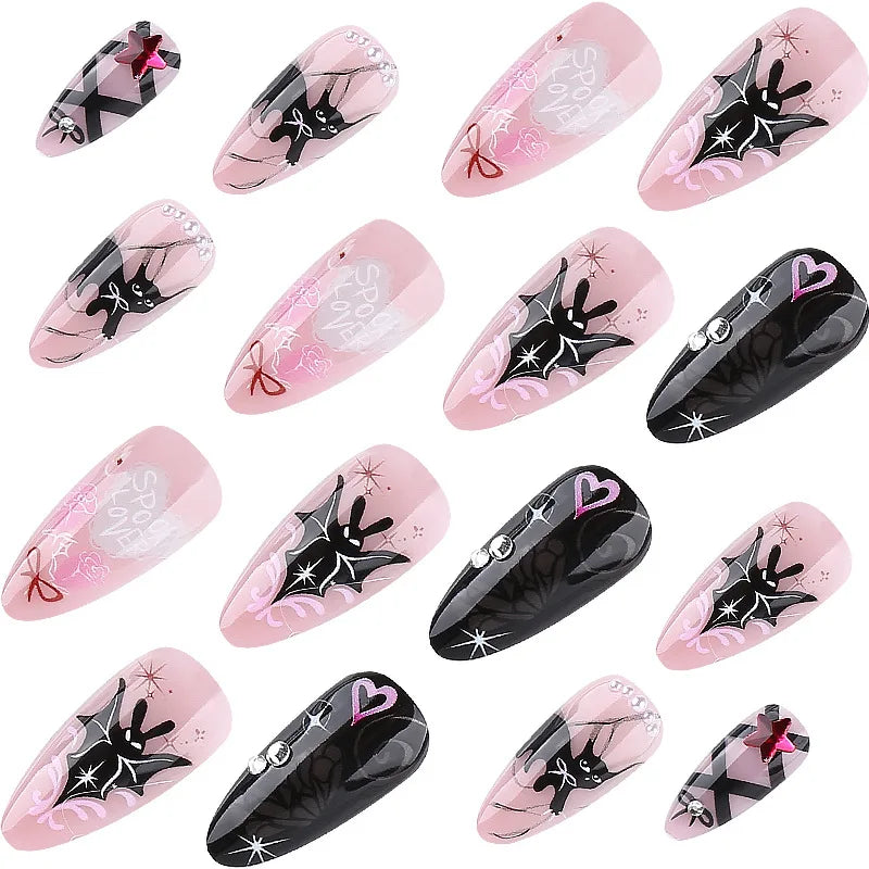 Faux ongles style gothique / Goth kawaii