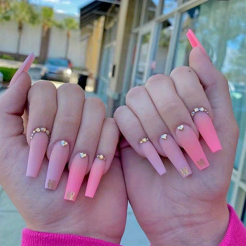 Press on nails