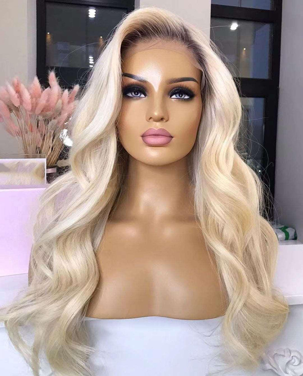 Perruque blonde platine