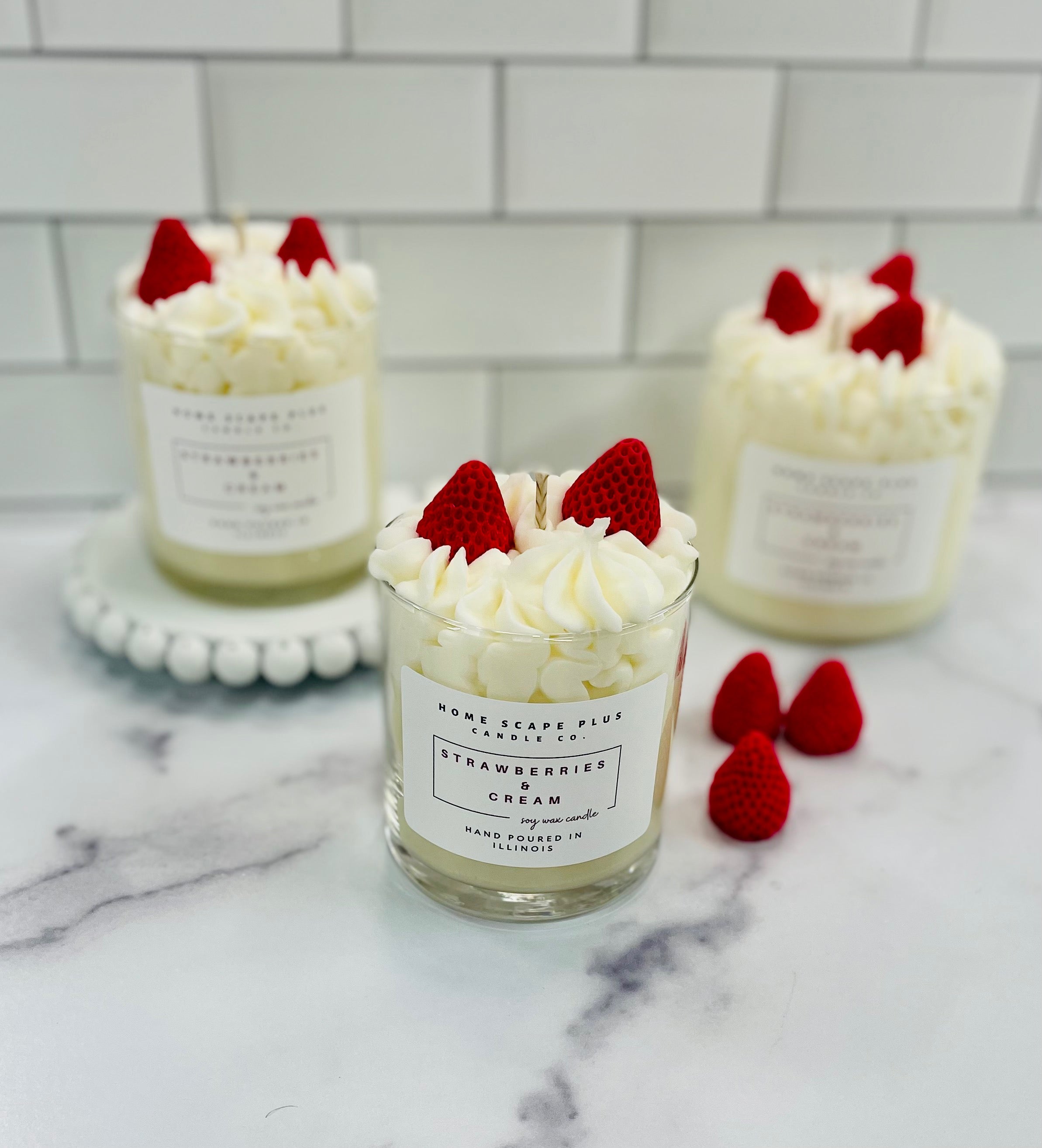 Bougie parfumée 11 oz – fruits frais & crème fouettée